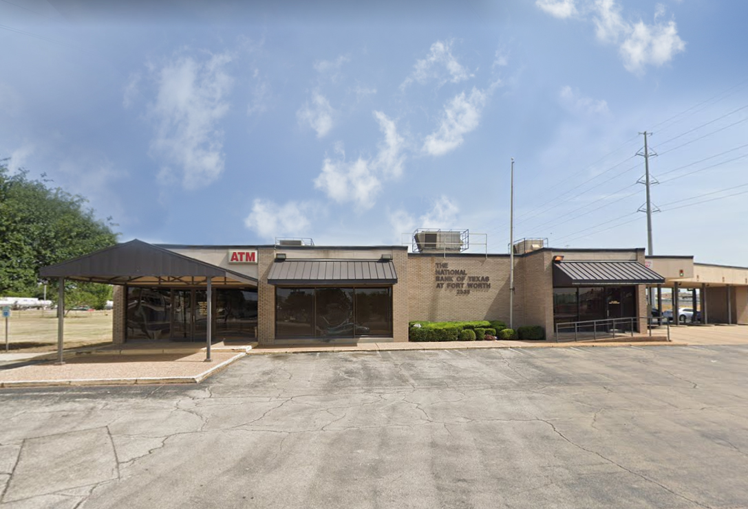 Fort Worth bank branch photo.